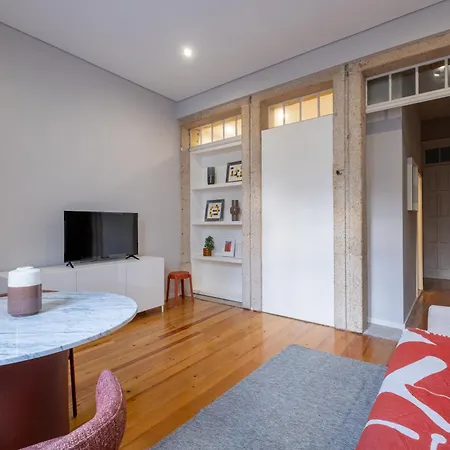 Essence By Minhos Guest * Braga